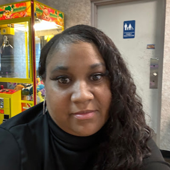 Meet your Posher, Shannon - Picture 1 of 1